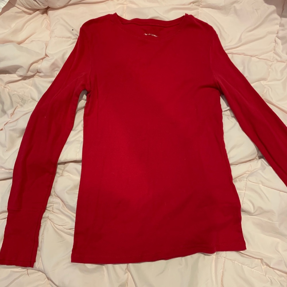 Red Long sleeve shirt